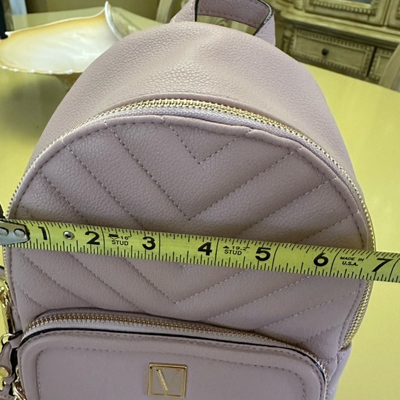 Victoria’s Secret Quilted Backpack with Gold Chain - Picture 9 of 9